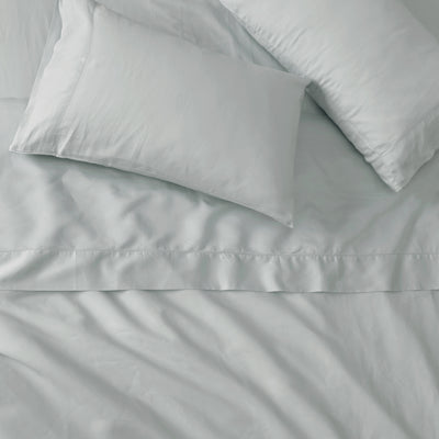 100% Organic Cotton Sheet Set - 300 Thread Count - Bedding Sheets & Pillowcase - Deep Pocket Fits up to a 15-18" Mattress  - Natural - Organic Certified - Plain Air color - Comfort & Care Collection